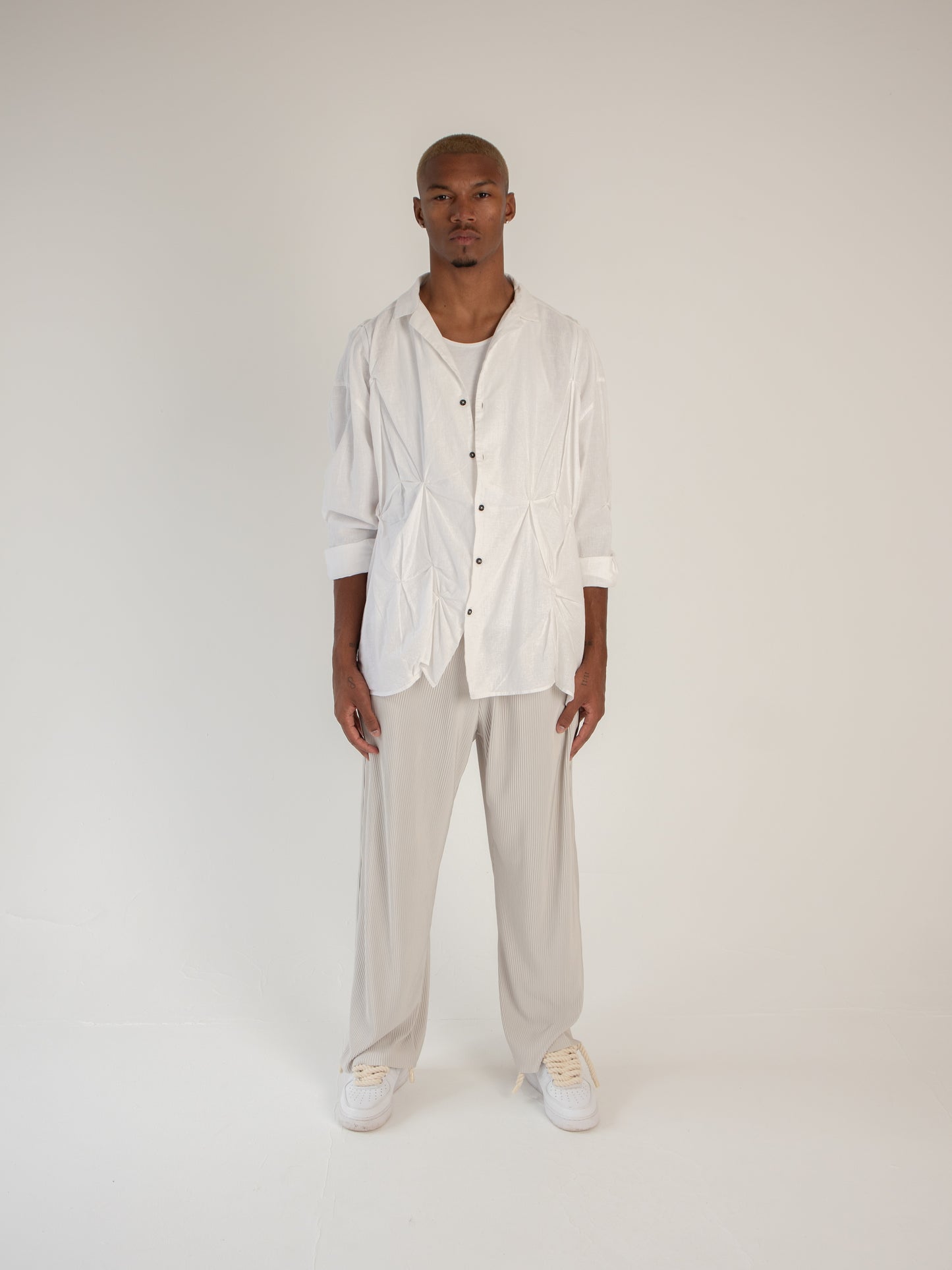 Limited Edition: Bespoke Twist Knotted Linen Shirt In Off White