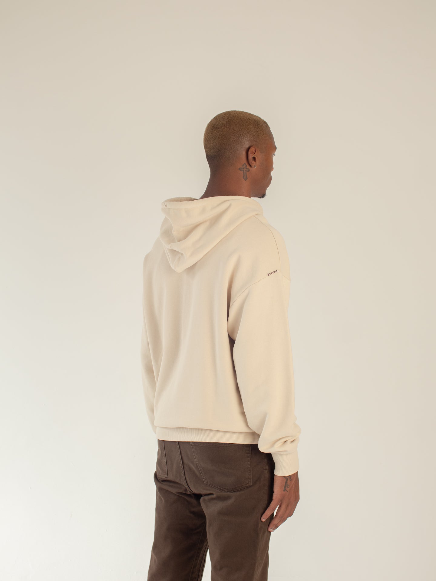 Cut & Sew Hoodie in stone (No Rope)